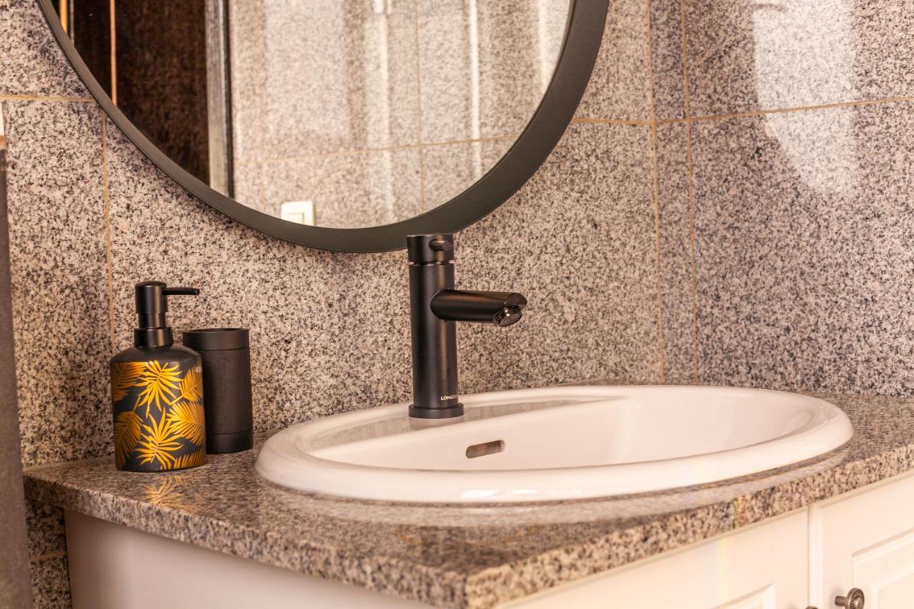 Luxury Suites Boutique By Rikas Hotels أنتويرب المظهر الخارجي الصورة